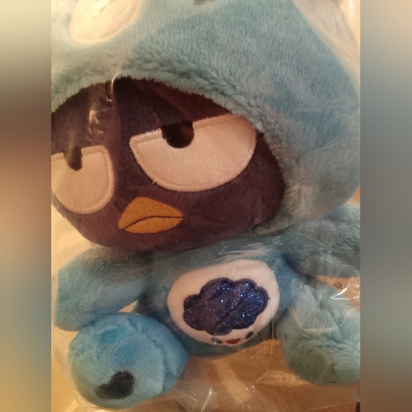 Hello Kitty Badtz Maru + Carebears Grumpy Bear costume - Picture 7 of 9